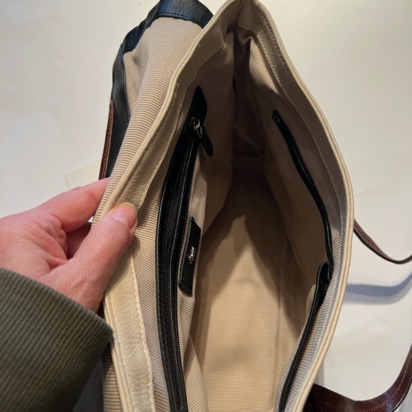 Radley London Leather Bag Black and Ivory Stripe - Picture 6 of 9